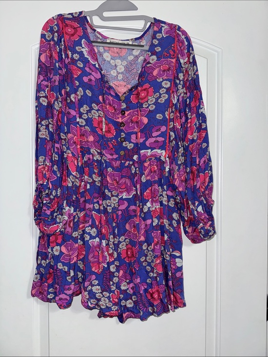 Rusttydustty Pants - Floral V-Neck Long Sleeve Romper in Purple and Pink